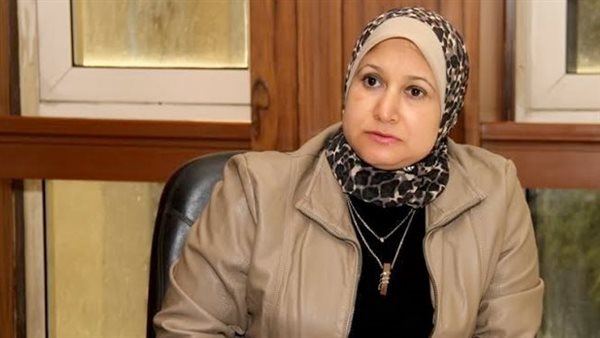 الكتورة  كوثر محمود