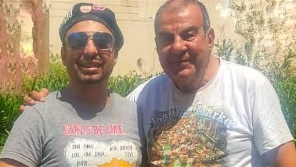 فكري صادق وإبنه مراد