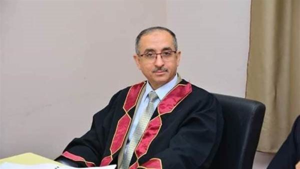 ألدكتور طارق عبد