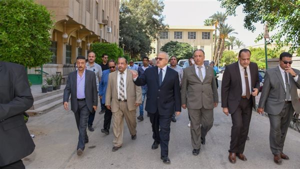 رئيس جامعة القاهرة