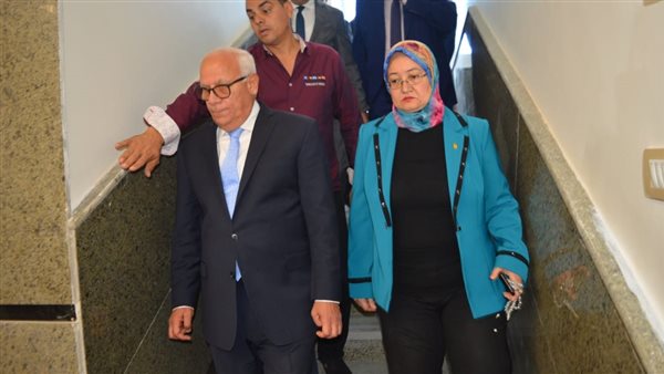 محافظ بورسعيد يفتتح