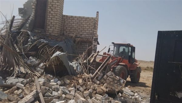 جانب من عمليات الإزالة