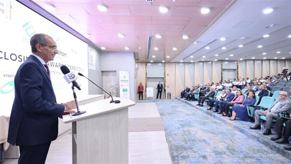 وزير الاتصالات 