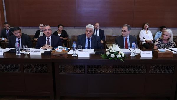 أيمن عاشور وزير التعليم