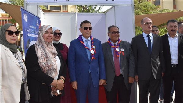 رئيس جامعة عين شمس