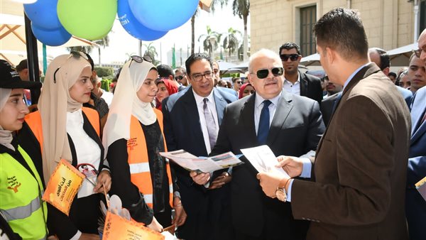 رئيس جامعة القاهرة