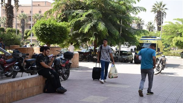 طلاب جامعة القاهرة