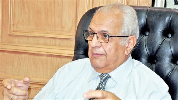 الدكتور حسين عبد