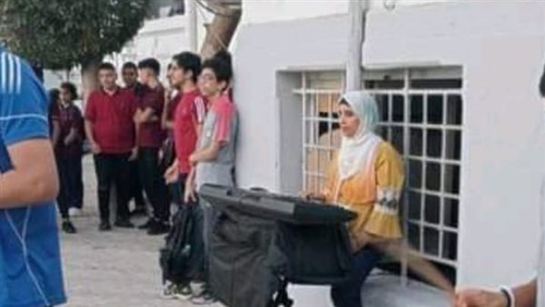 الطلاب بعد حرمانهم