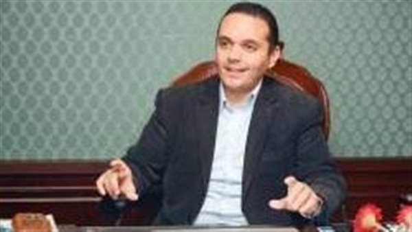 الدكتور مدحت نافع