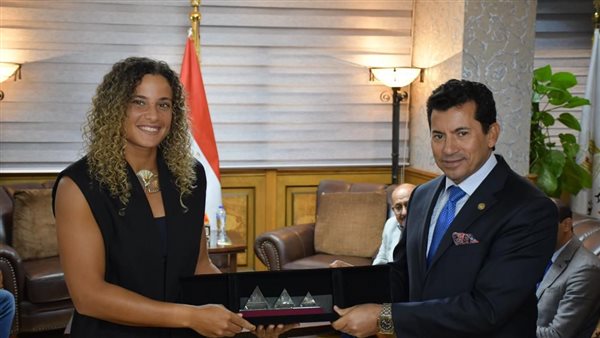 جانب من التكريم