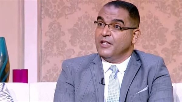 الناقد محمد شوقي