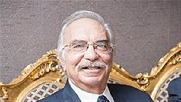 السيناريست محمود