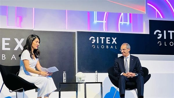 وزير الاتصالات 