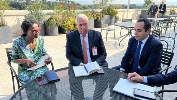 جانب من اللقاء