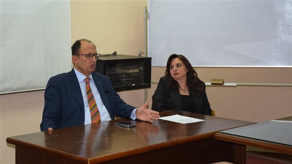 رئيس جامعة حلوان