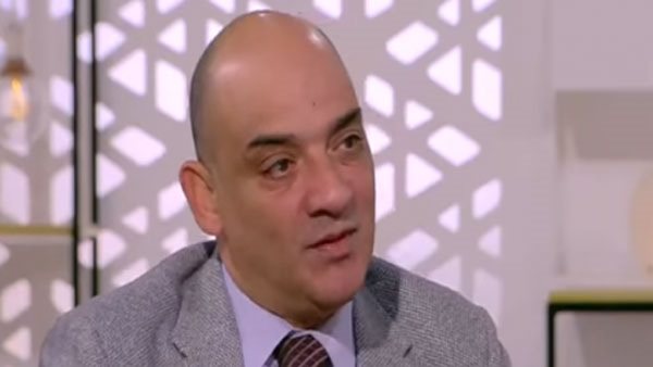  الكاتب الصحفي جميل