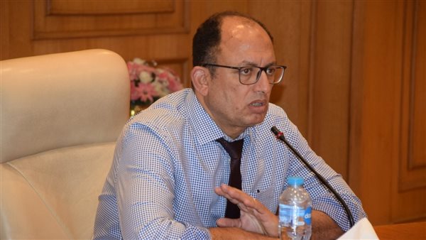 د. السيد قنديل رئيس