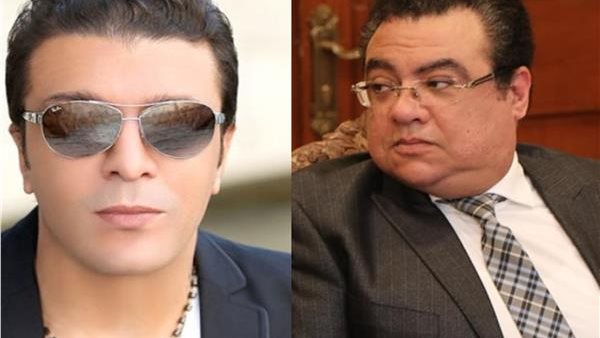 مصطفى كاما وسكرتير