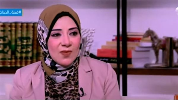 الدكتورة إيمان شاكر