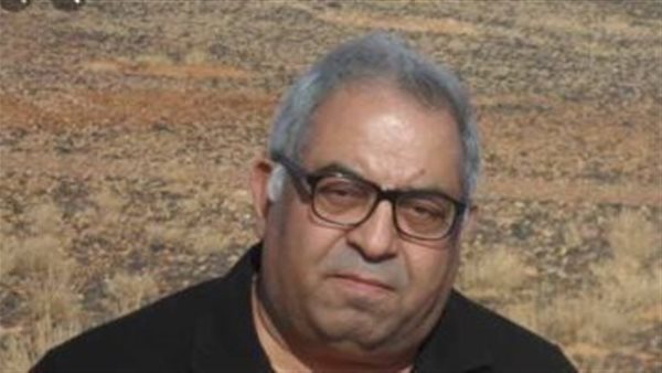  الدكتور عبد العال