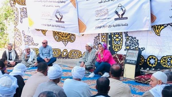 جانب من اللقاء