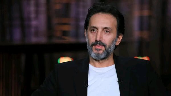 الفنان أحمد الأحمد