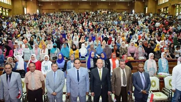 جانب من الاستعراض