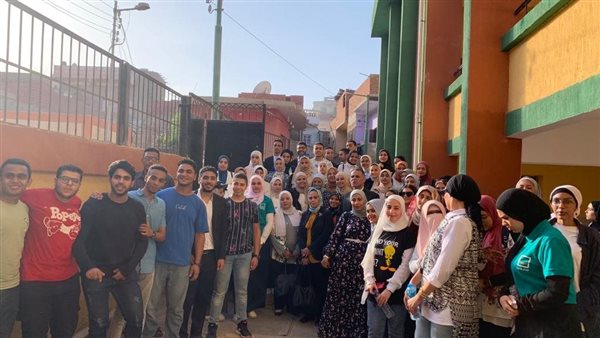 طلاب جامعة القاهرة