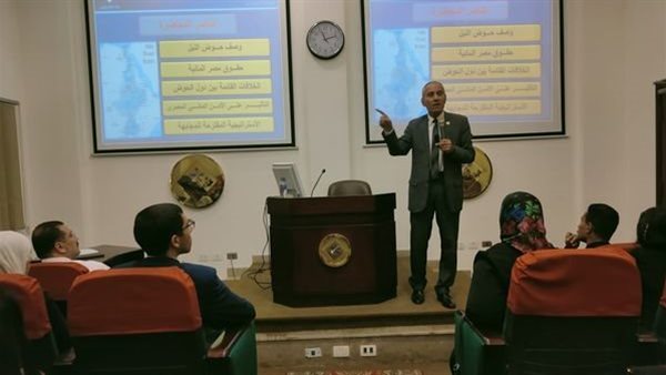 جانب من اللقاء