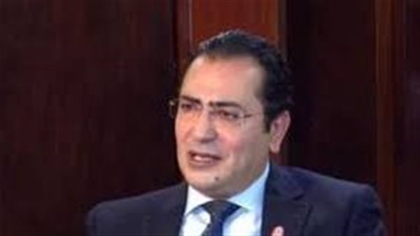  أيمن حسام الدين،