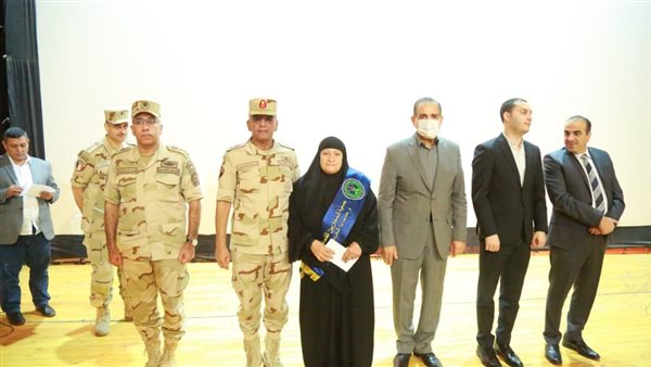 جانب من تكريم أسر