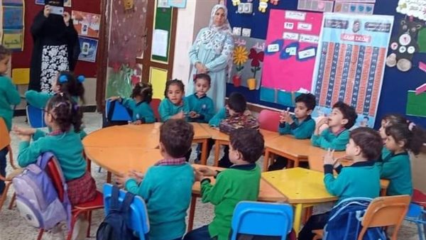 ندوات تثقيفية لطلاب