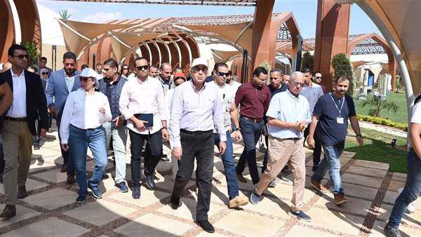 رئيس الوزراء في شرم