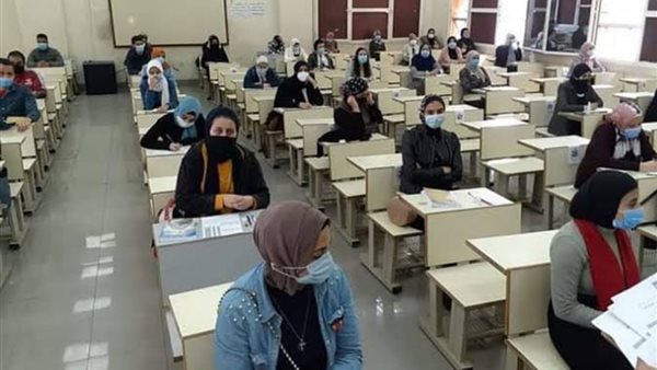 طلاب جامعة القاهرة