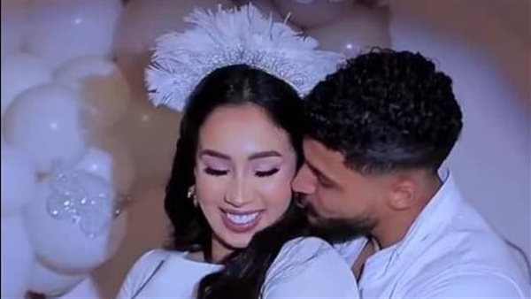 آمال أبو المجد وزوجها