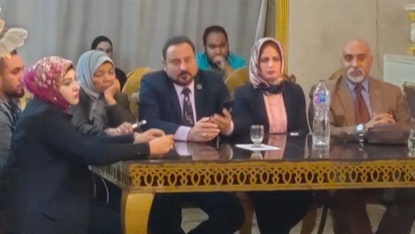 جانب من اللقاء