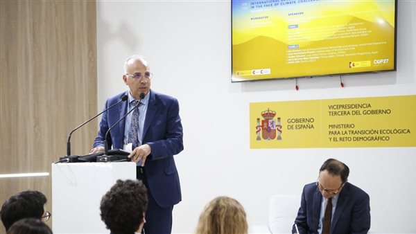 جانب من اللقاء