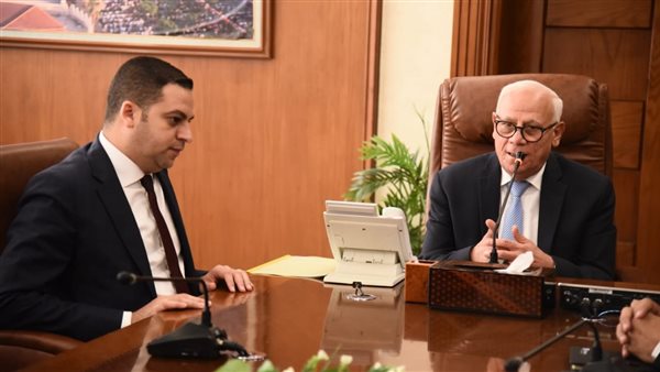 محافظ بورسعيد خلال