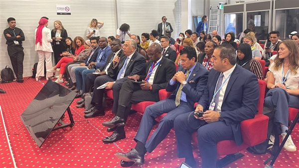 جانب من الحدث