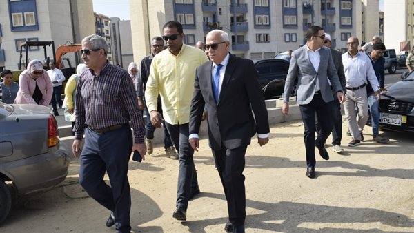 محافظ بورسعيد خلال