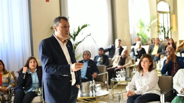 جانب من اللقاء