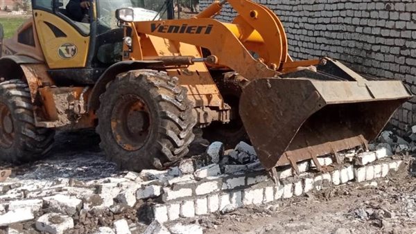  رفع 65 طن مخلفات