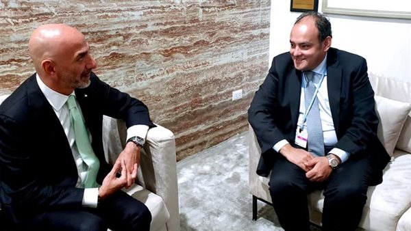 جانب من اللقاء