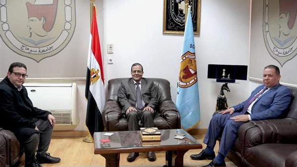 جانب من الزيارة