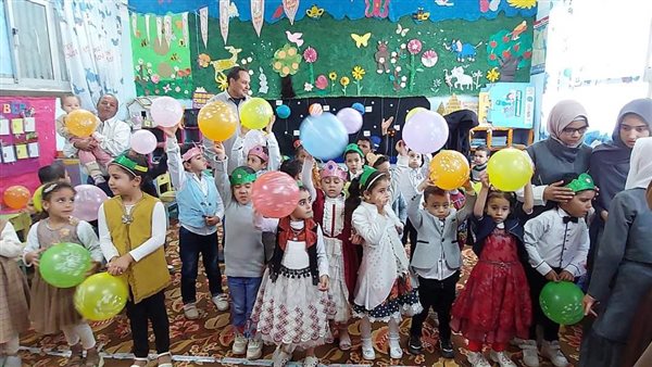 الاحتفال بأعياد الطفولة