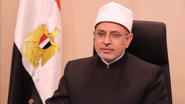 الدكتور سلامة داود