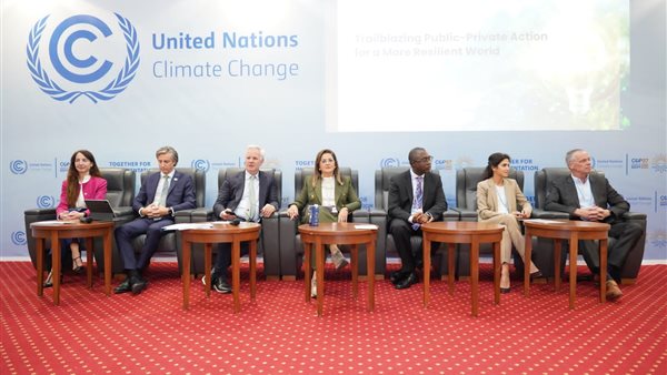 جانب من اللقاء