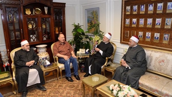 محافظ أسيوط