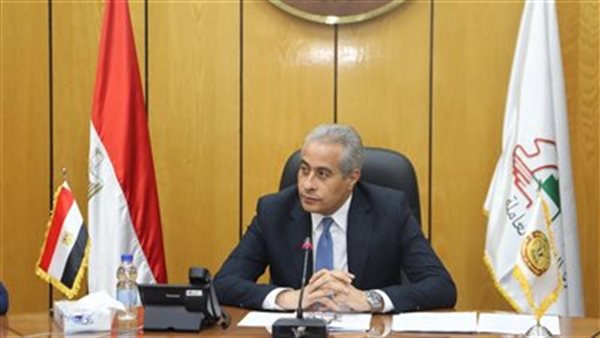 وزير القوى العاملة